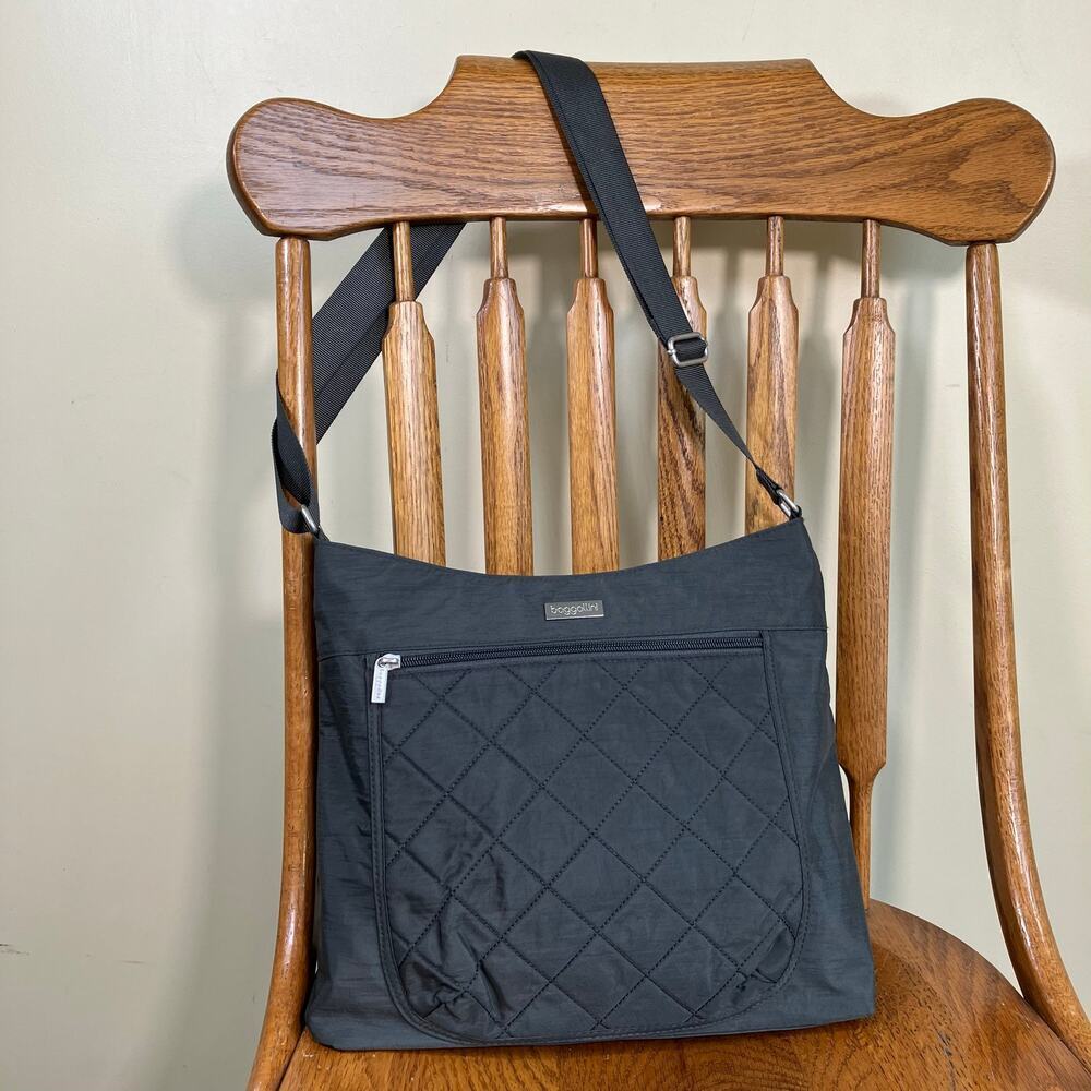 Baggalini Gray Quilted Medium Crossbody Hobo Bag Nylon Shoulder Purse Travel